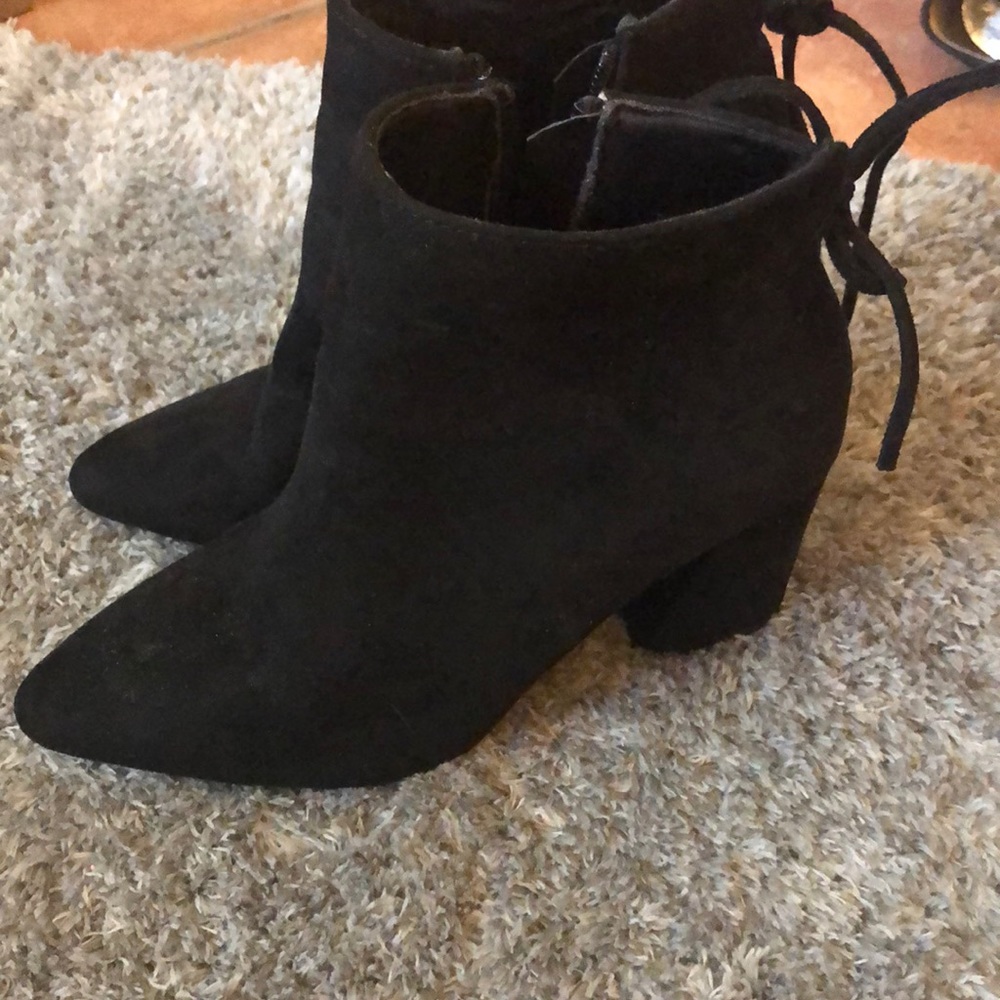 Black Swede low cut boots